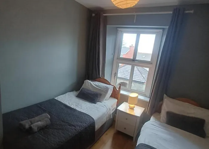 Clonbur House - Two Bedroom Village