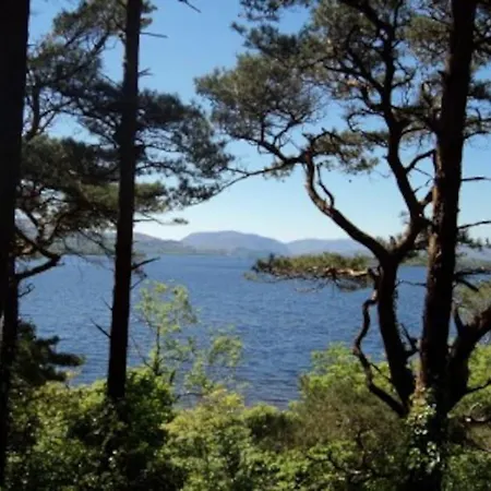 Clonbur House - Two Bedroom Village Apartamento Galway