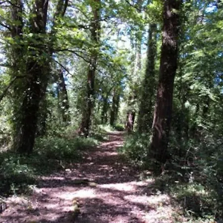 Clonbur House - Two Bedroom Village