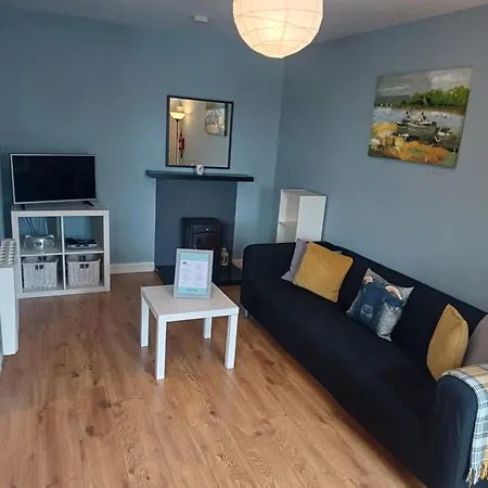 Clonbur House - Two Bedroom Village * Galway