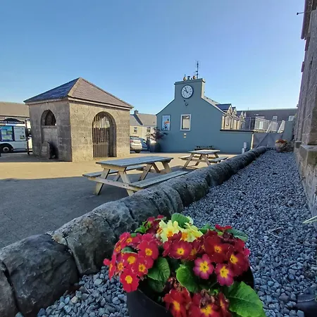 Clonbur House - Two Bedroom Village *